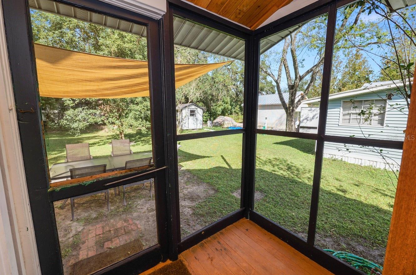 LAKE HUNTER TERRACE - Residential