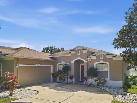 Photo of 2056 Clapper Trail, Apopka, FL 32703 (MLS # O6385660)