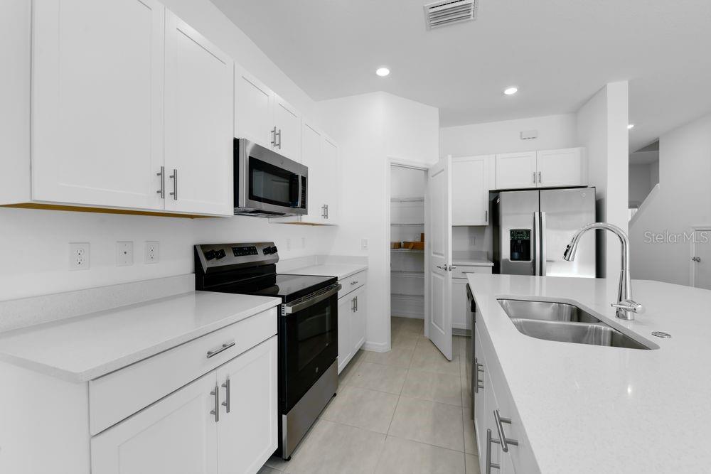 VINTERRA TOWNHOMES - Residential