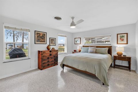 Tiny photo for 33225 Lakeshore Drive, Tavares, FL 32778 (MLS # G5108512)
