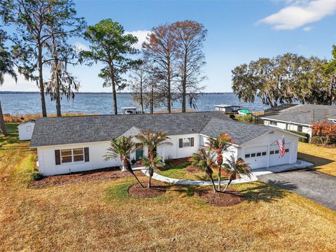 Tiny photo for 33225 Lakeshore Drive, Tavares, FL 32778 (MLS # G5108512)