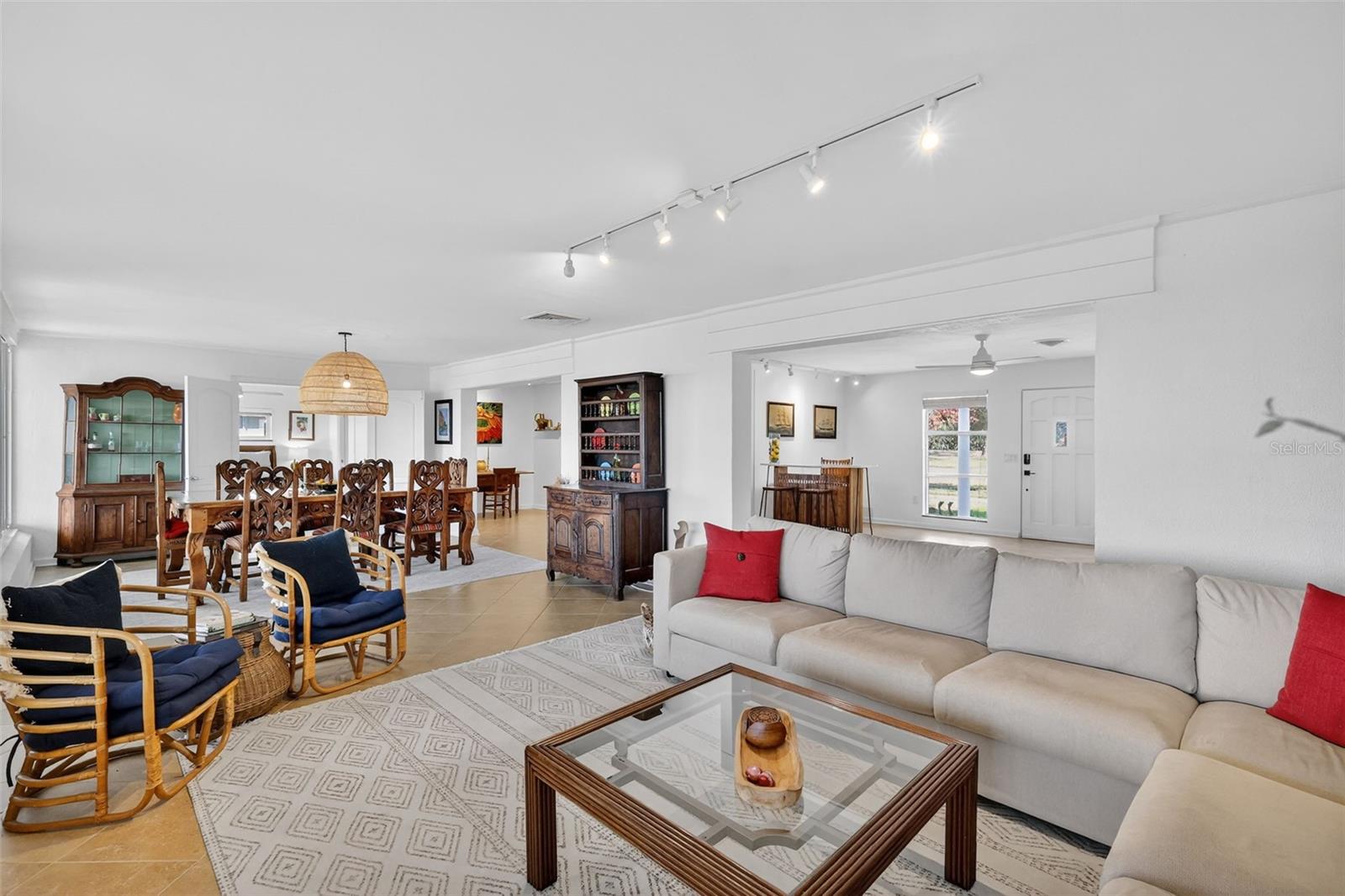 TAVADORA SHORES - Residential