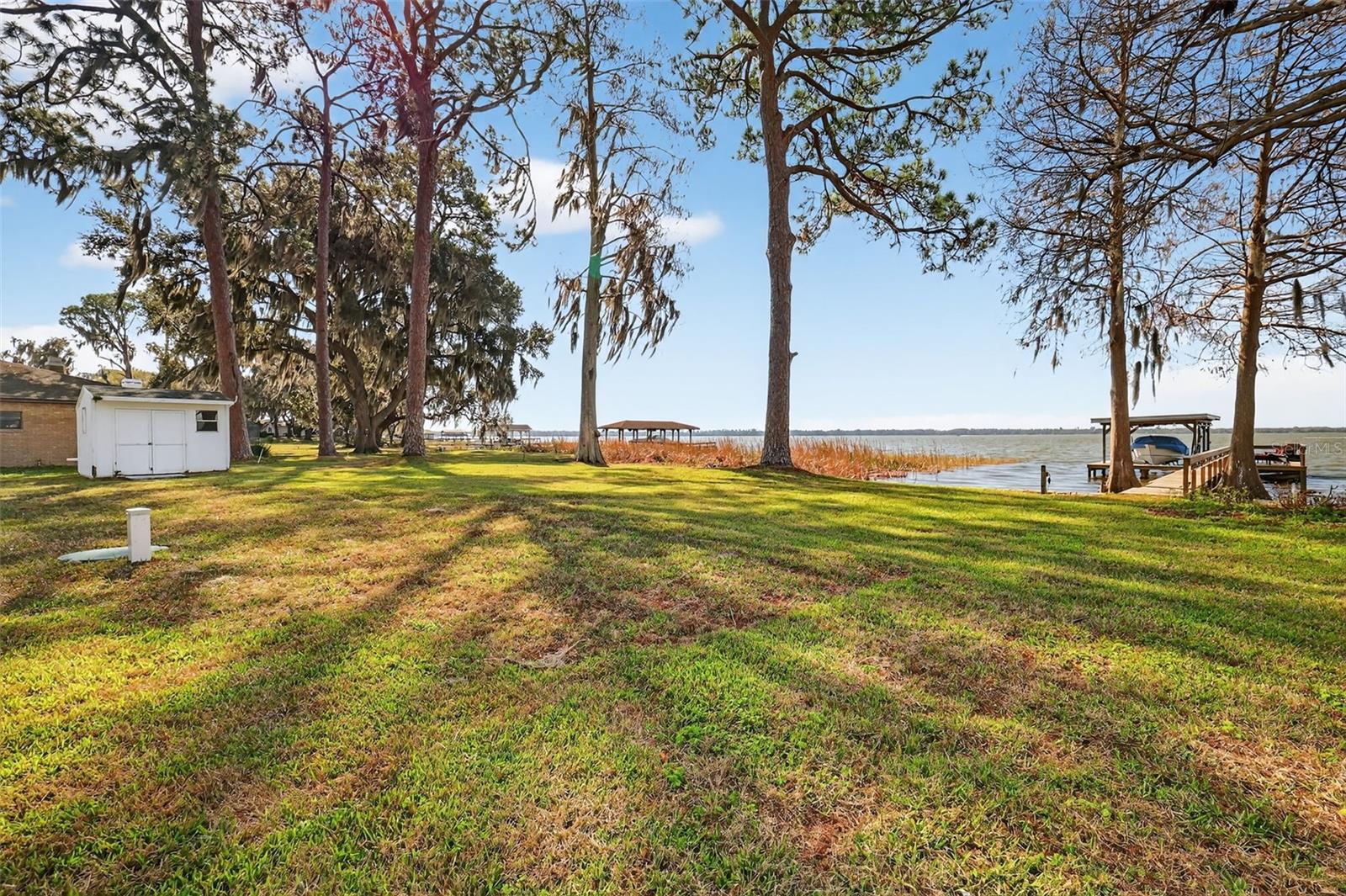 TAVADORA SHORES - Residential