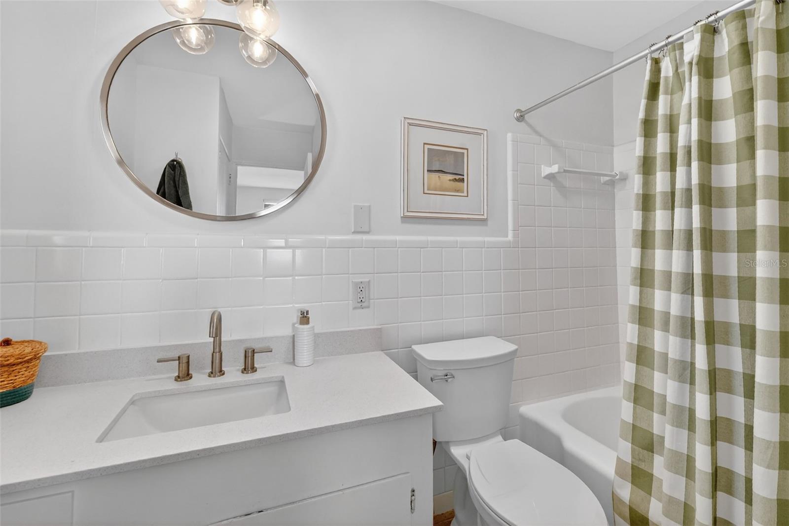 TAVADORA SHORES - Residential