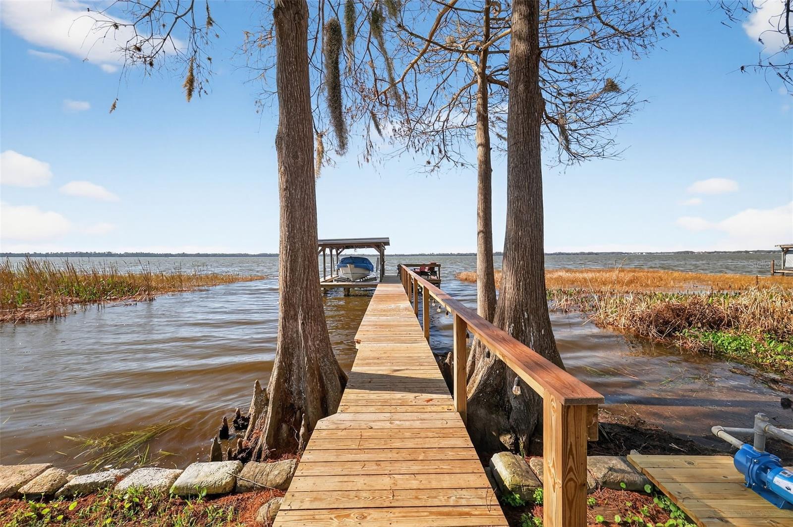 TAVADORA SHORES - Residential