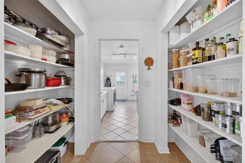 Tiny photo for 33225 Lakeshore Drive, Tavares, FL 32778 (MLS # G5108512)