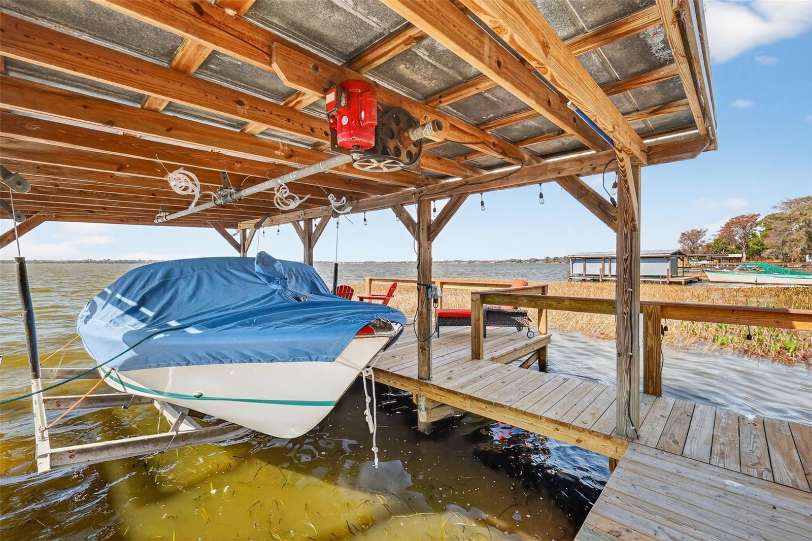 TAVADORA SHORES - Residential