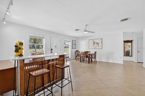 Tiny photo for 33225 Lakeshore Drive, Tavares, FL 32778 (MLS # G5108512)