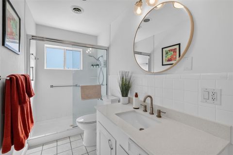 Tiny photo for 33225 Lakeshore Drive, Tavares, FL 32778 (MLS # G5108512)