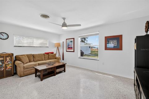 Tiny photo for 33225 Lakeshore Drive, Tavares, FL 32778 (MLS # G5108512)