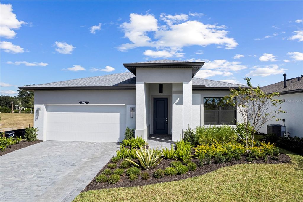 Photo of 5032 Lowland Terrace, Parrish, FL 34219 (MLS # W7886993)