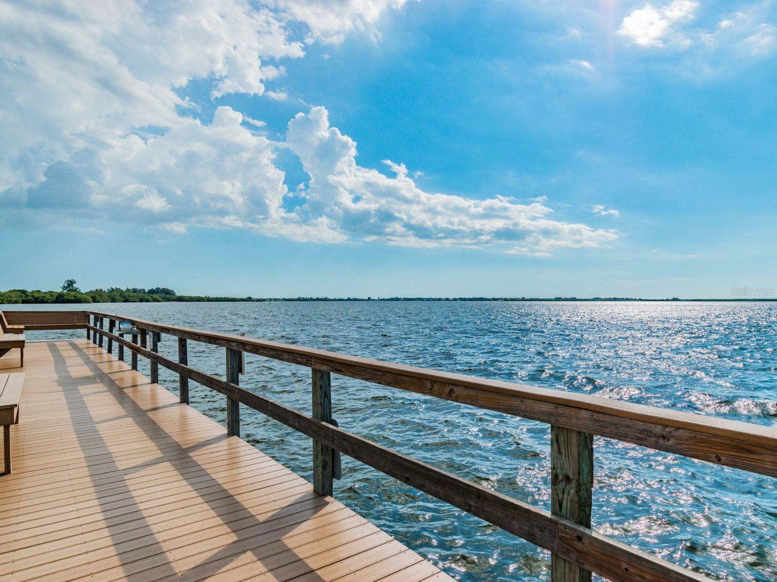 FAIRWAY PALMS - Residential