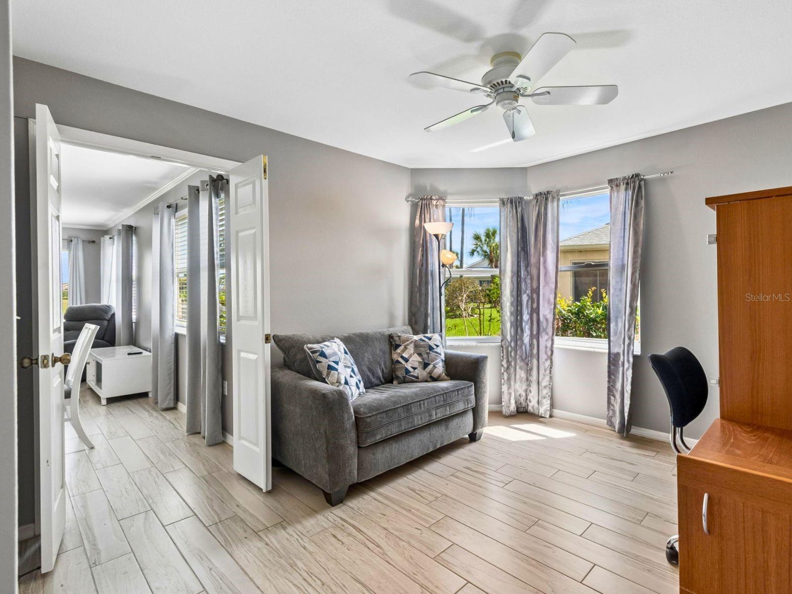 FAIRWAY PALMS - Residential