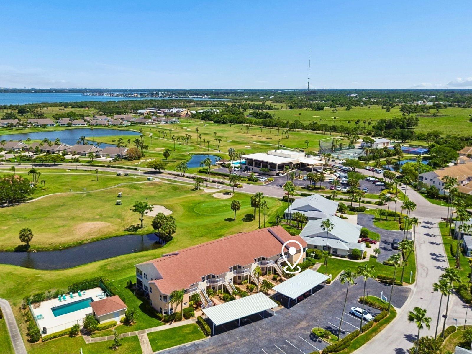 FAIRWAY PALMS - Residential