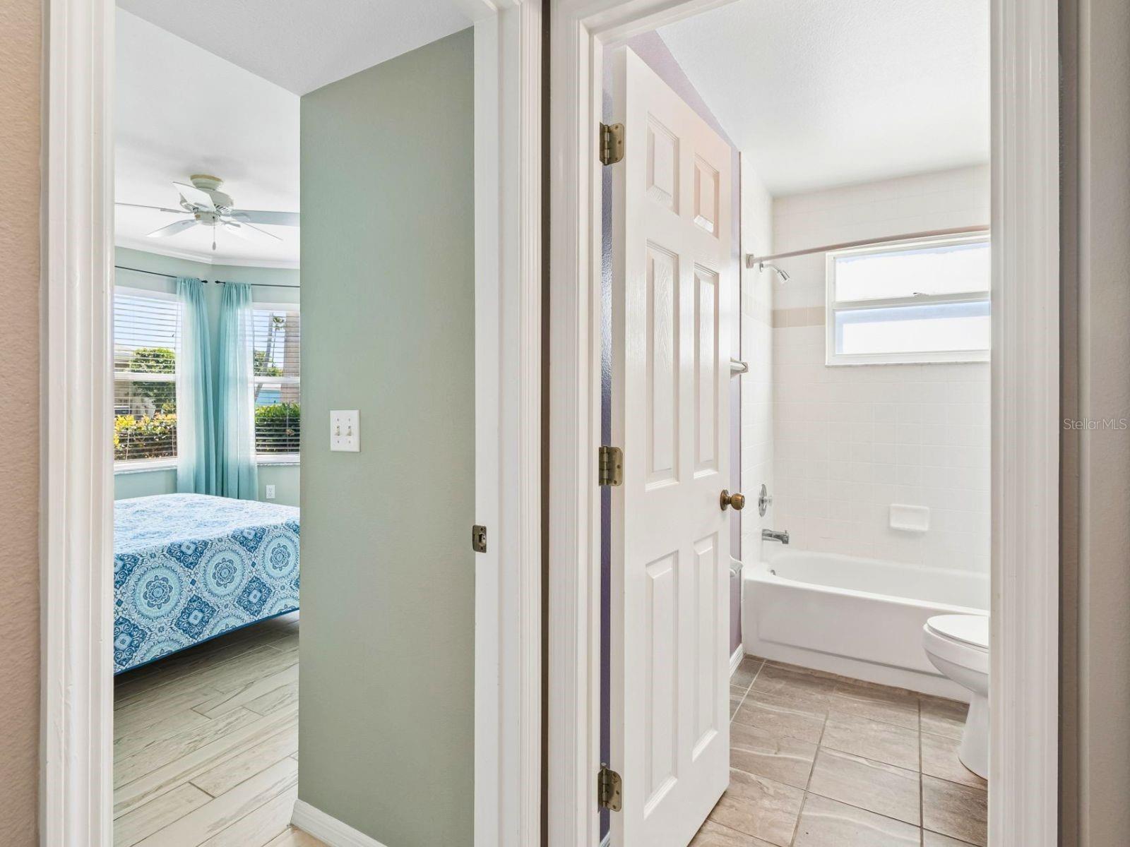 FAIRWAY PALMS - Residential