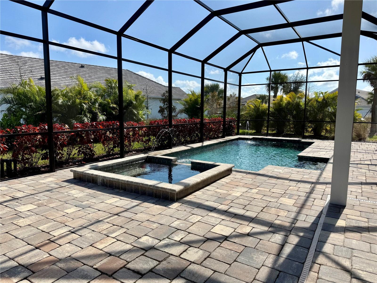 LAKEHOUSE COVE/WATERSIDE PH 5 - Residential