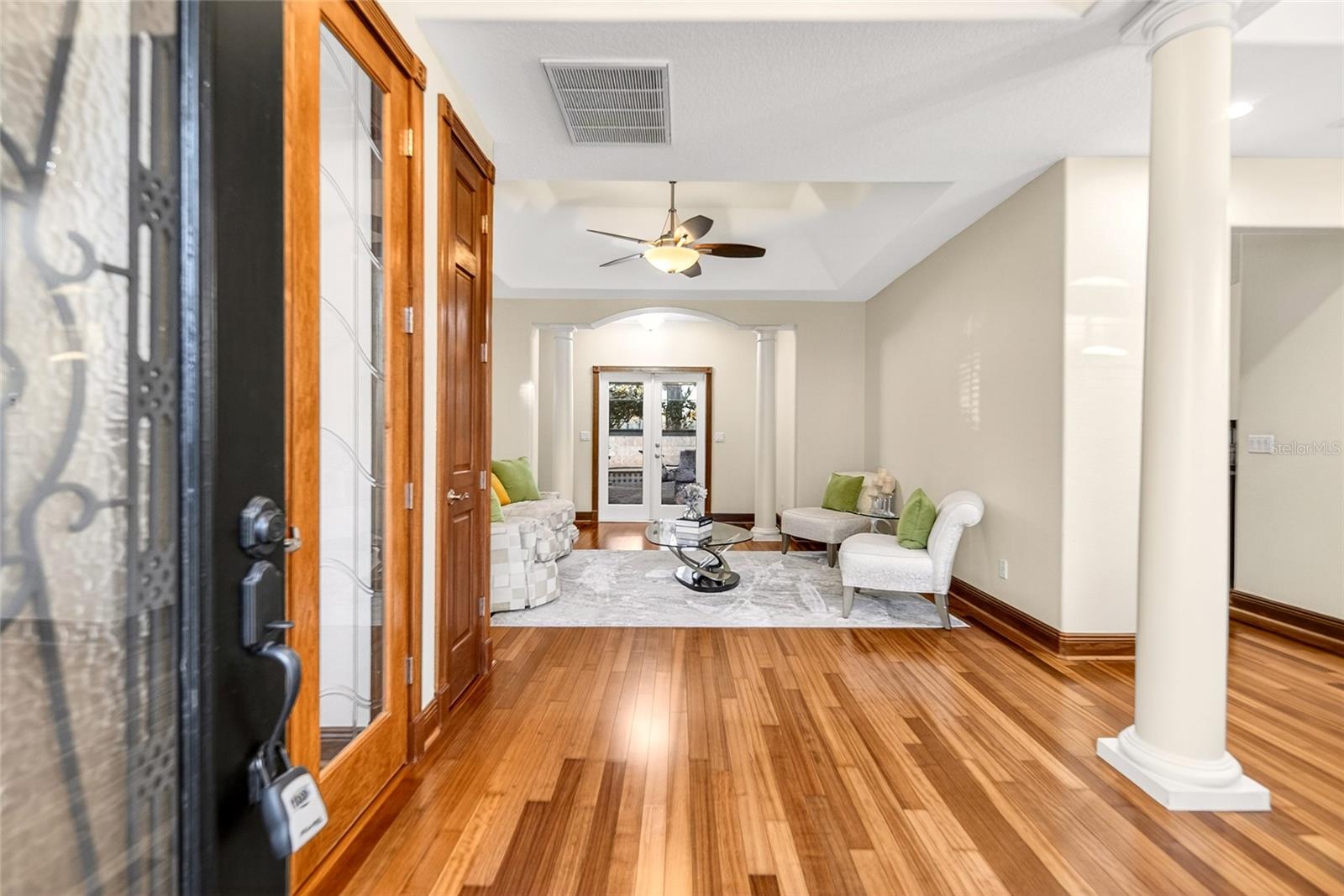 16623 ROYAL PALM DRIVE