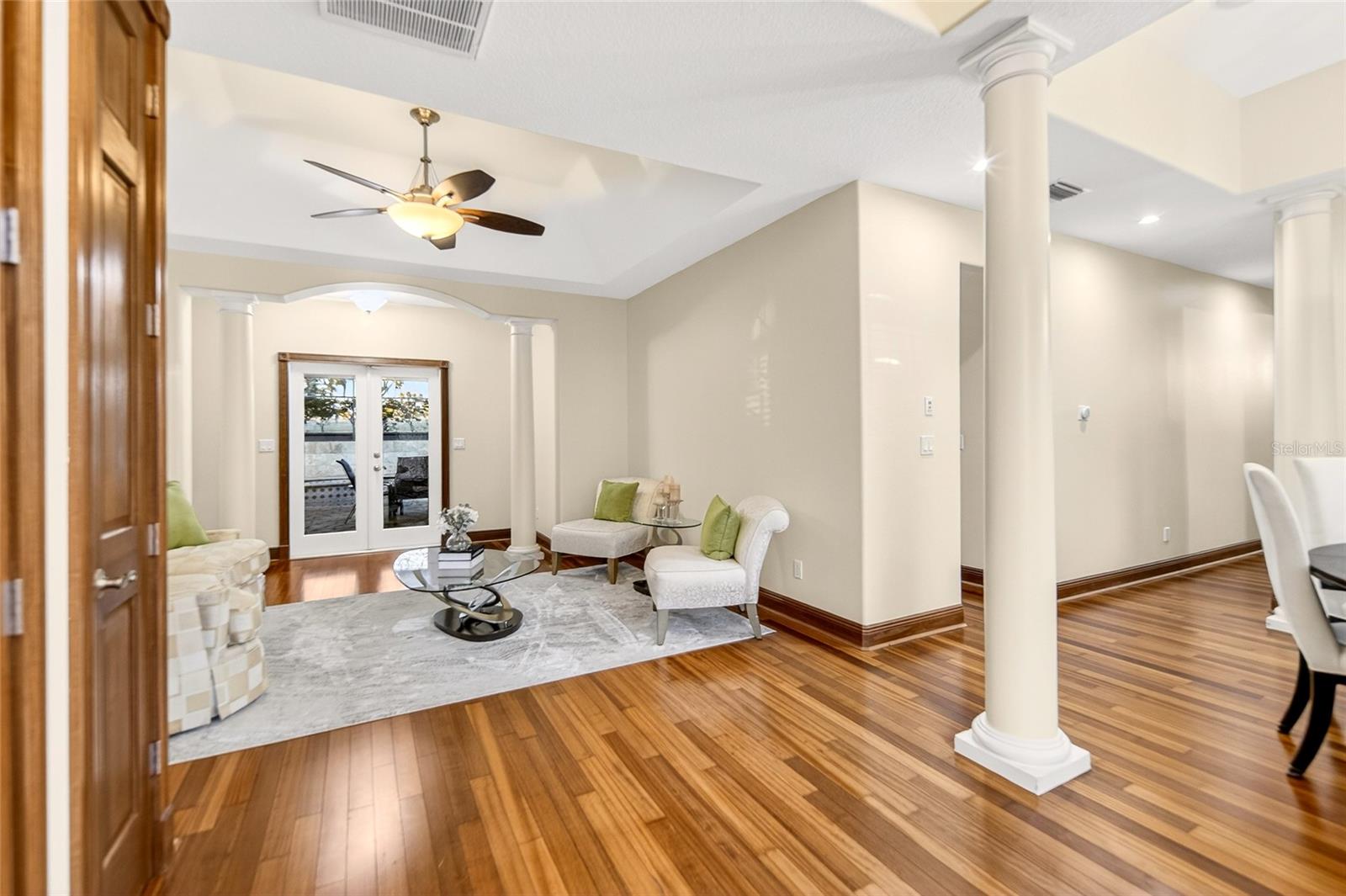 16623 ROYAL PALM DRIVE