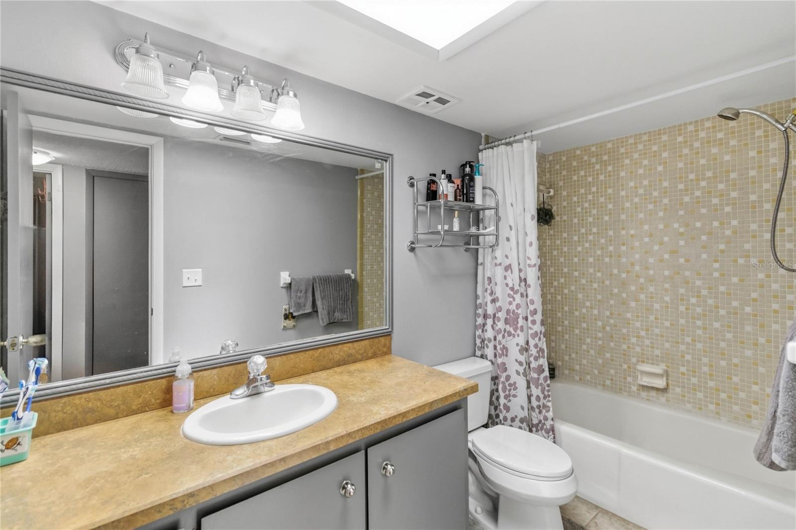 MAGELLAN CIRCLE CONDOMINIUMS - Residential