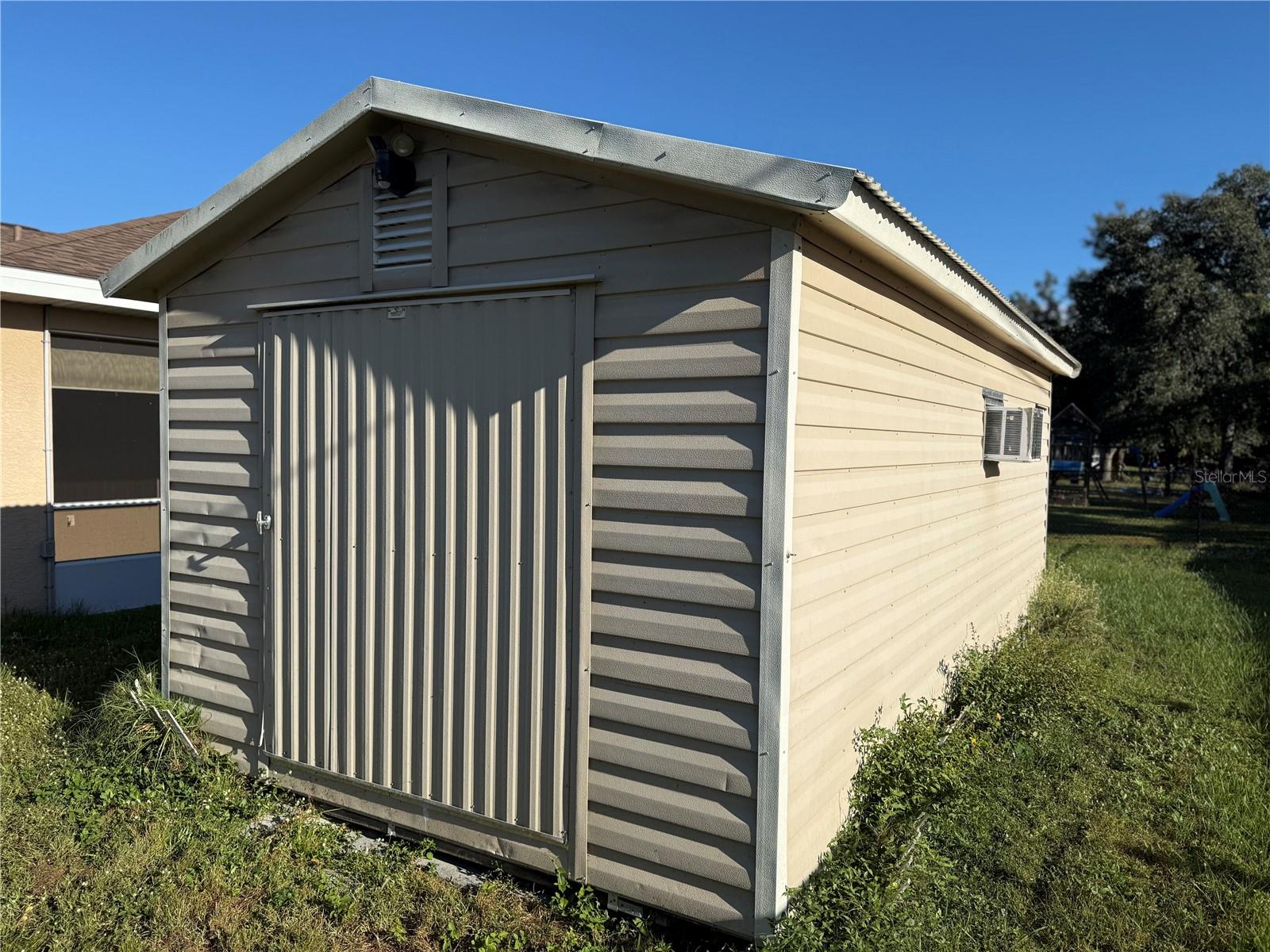 PORT CHARLOTTE SUB 05 - Residential Lease