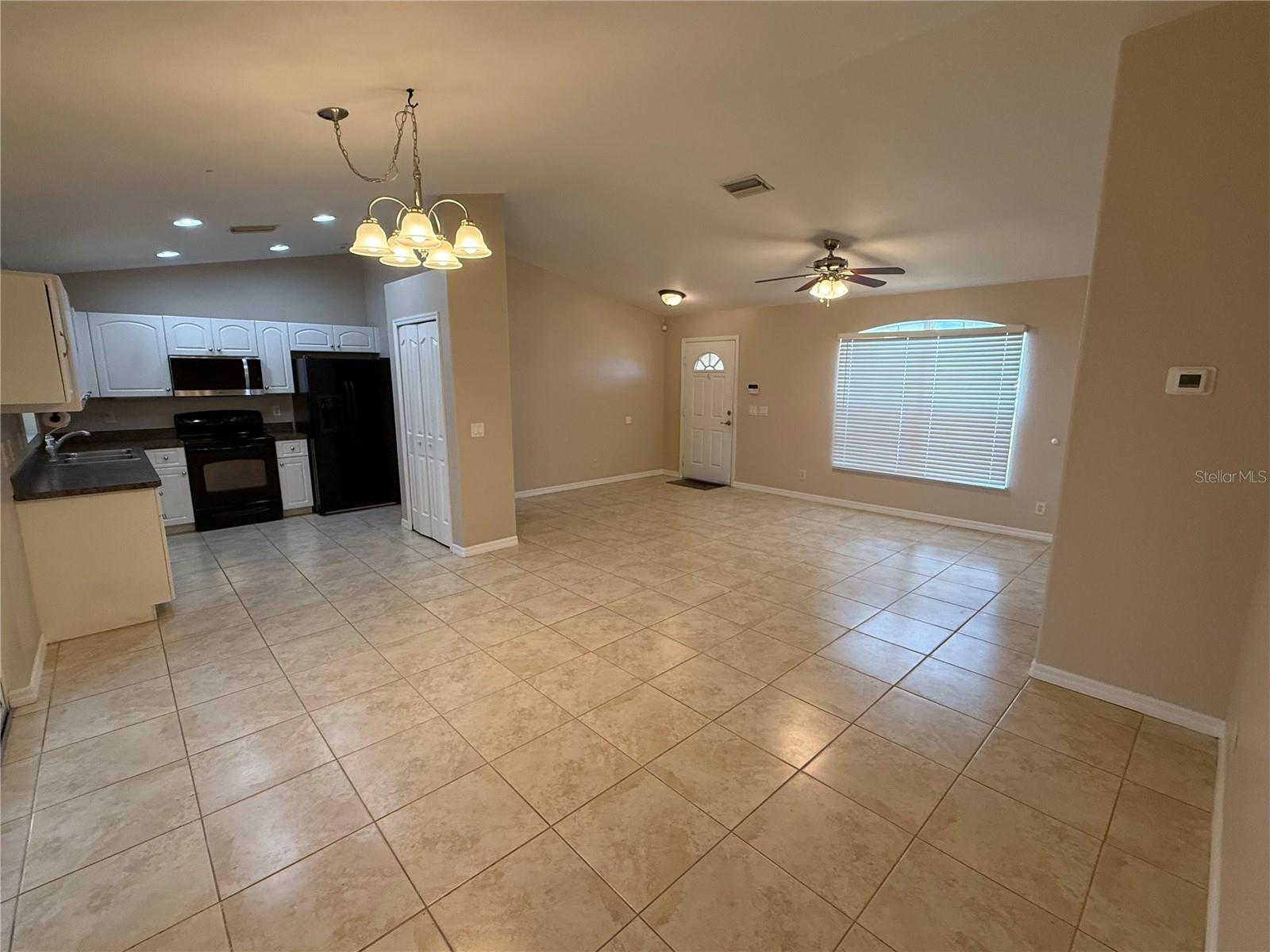 PORT CHARLOTTE SUB 05 - Residential Lease
