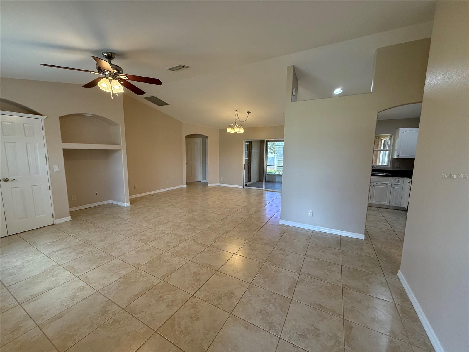 PORT CHARLOTTE SUB 05 - Residential Lease