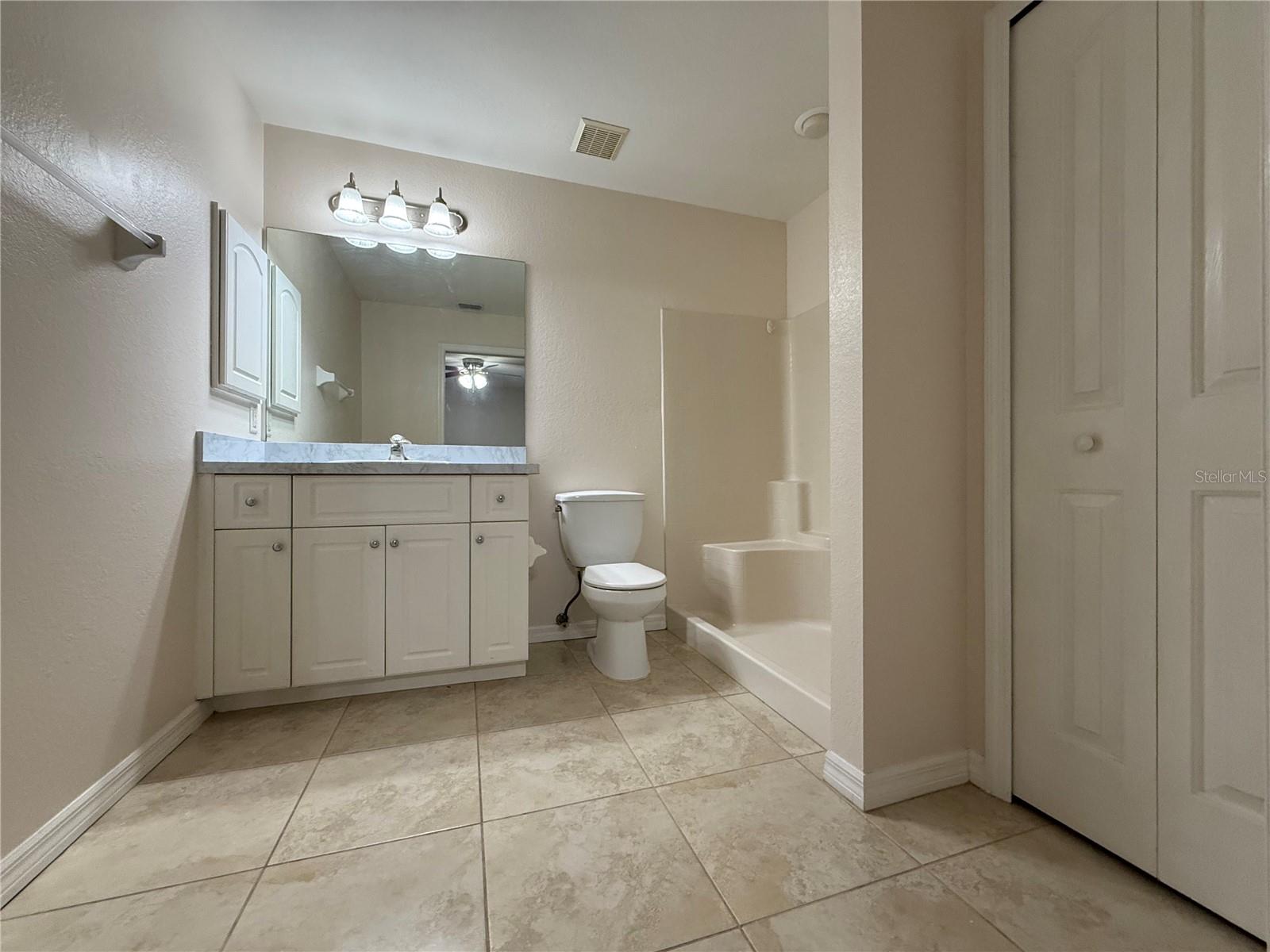 PORT CHARLOTTE SUB 05 - Residential Lease