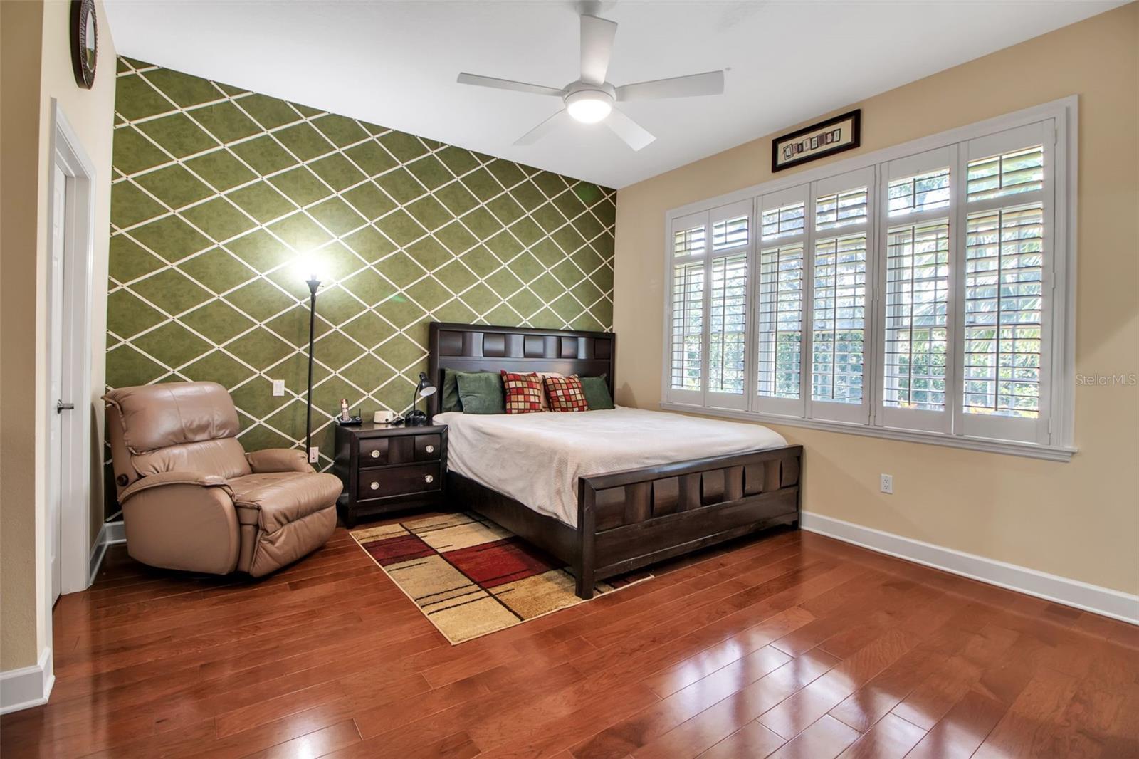 LOOP OF NORTHWEST BRADENTON - Residential