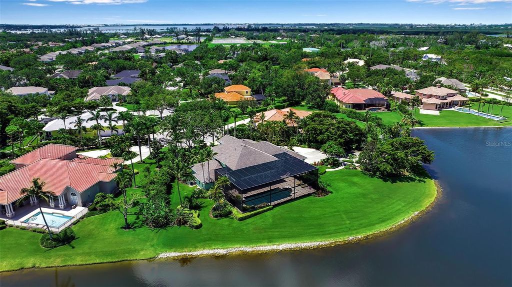 Photo of 1822 97th St NW, Bradenton, FL 34209 (MLS # A4657703)