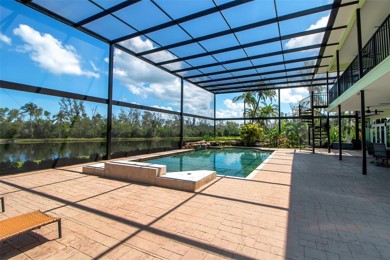 LOOP OF NORTHWEST BRADENTON - Residential