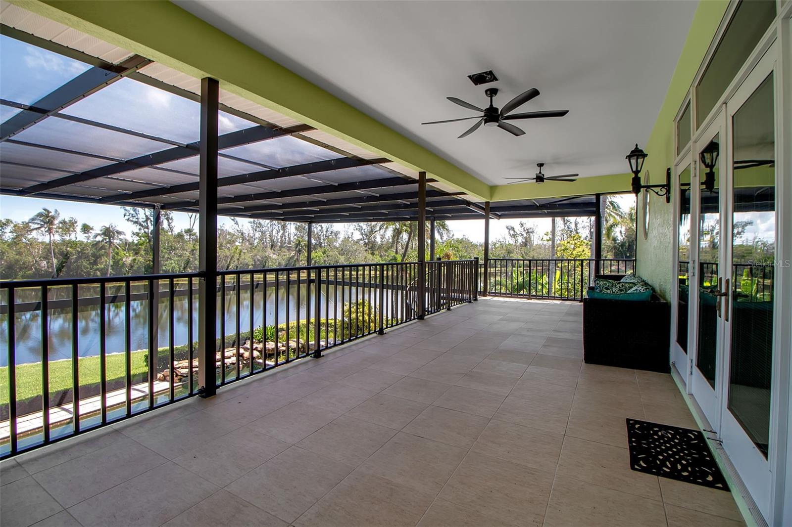 LOOP OF NORTHWEST BRADENTON - Residential