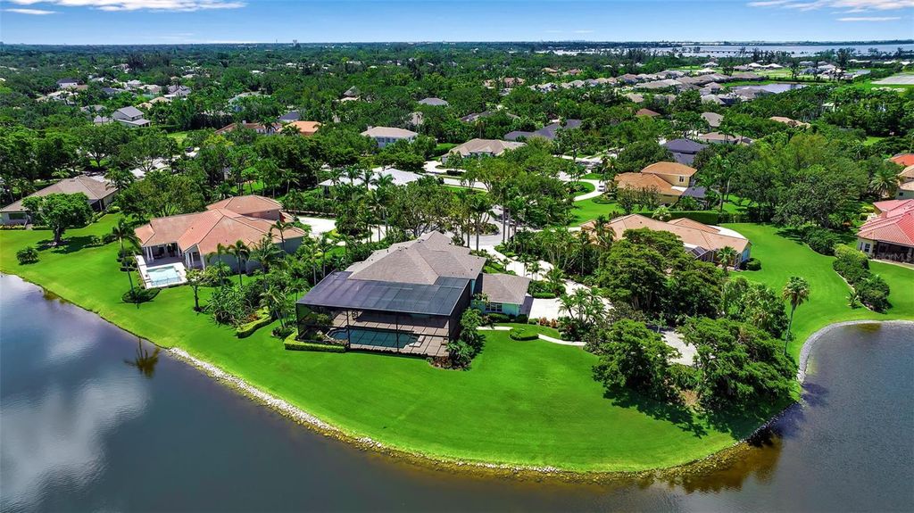 Photo of 1822 97th St NW, Bradenton, FL 34209 (MLS # A4657703)