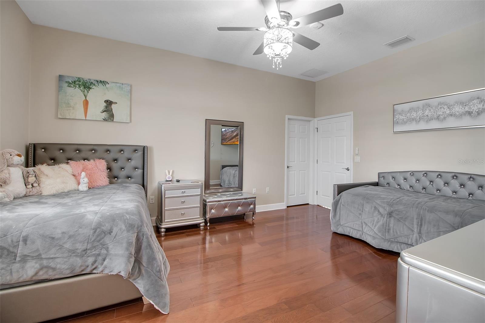 LOOP OF NORTHWEST BRADENTON - Residential