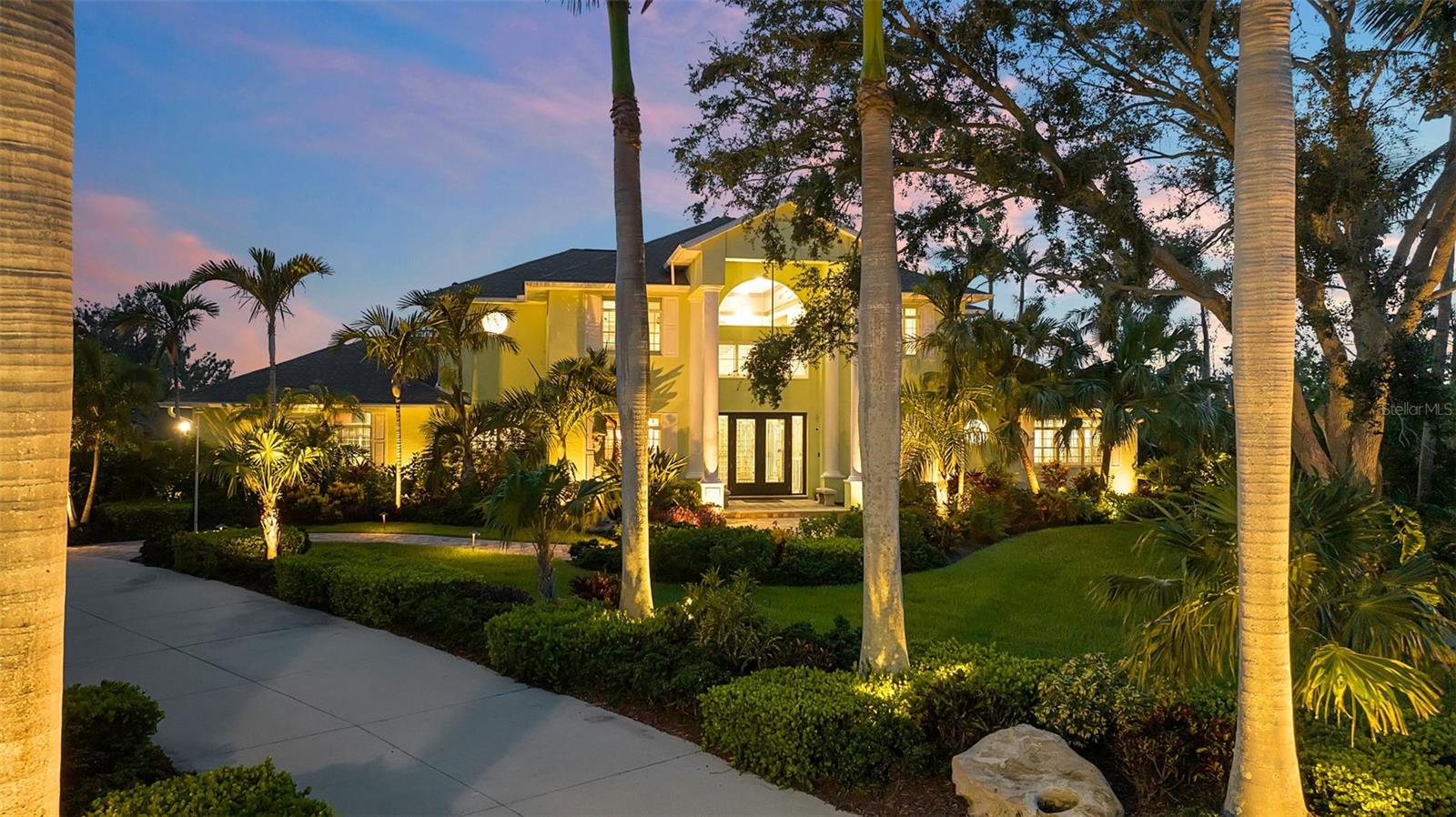LOOP OF NORTHWEST BRADENTON - Residential