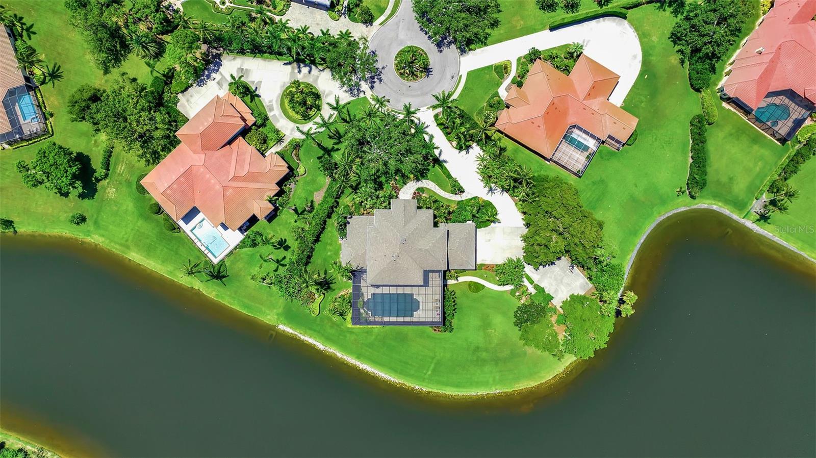 LOOP OF NORTHWEST BRADENTON - Residential