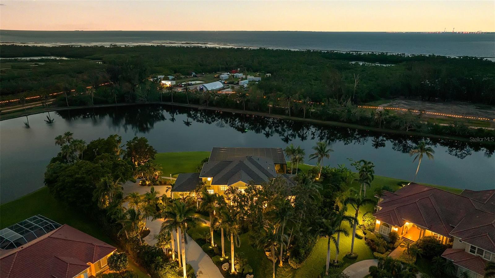 LOOP OF NORTHWEST BRADENTON - Residential