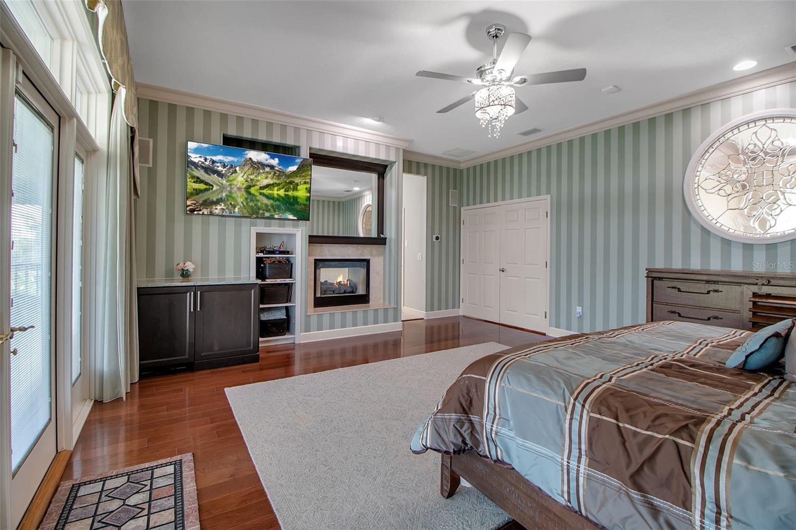 LOOP OF NORTHWEST BRADENTON - Residential