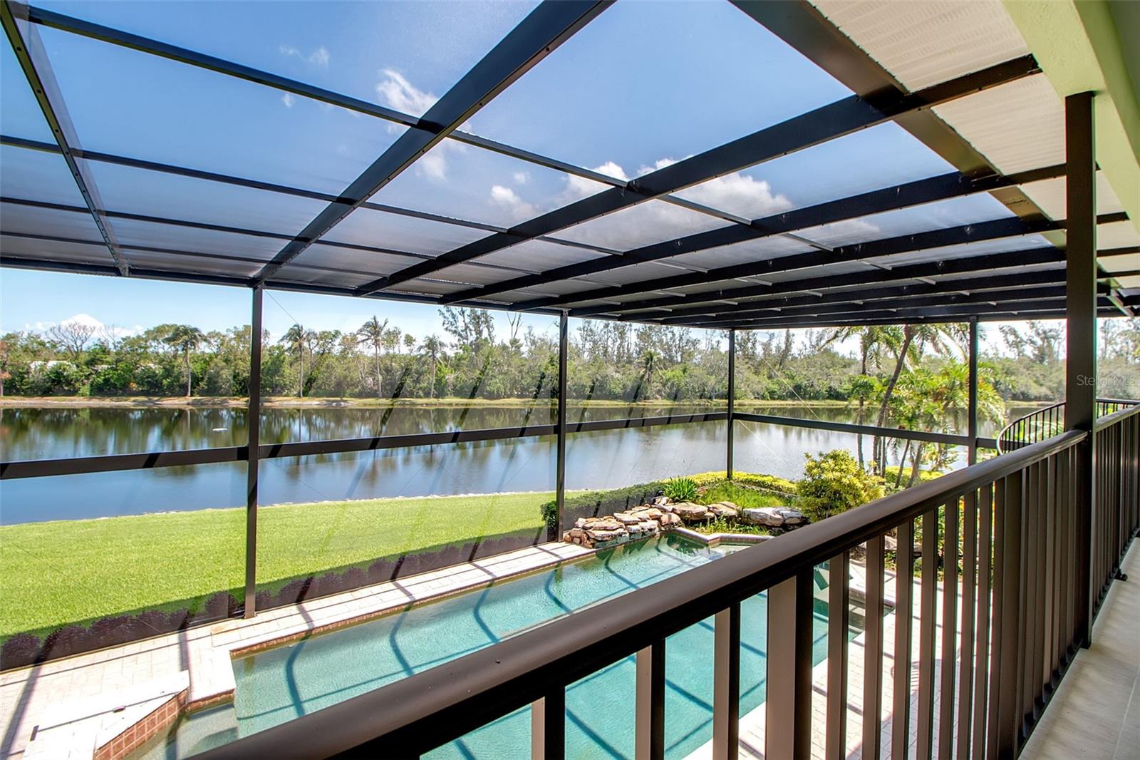 LOOP OF NORTHWEST BRADENTON - Residential