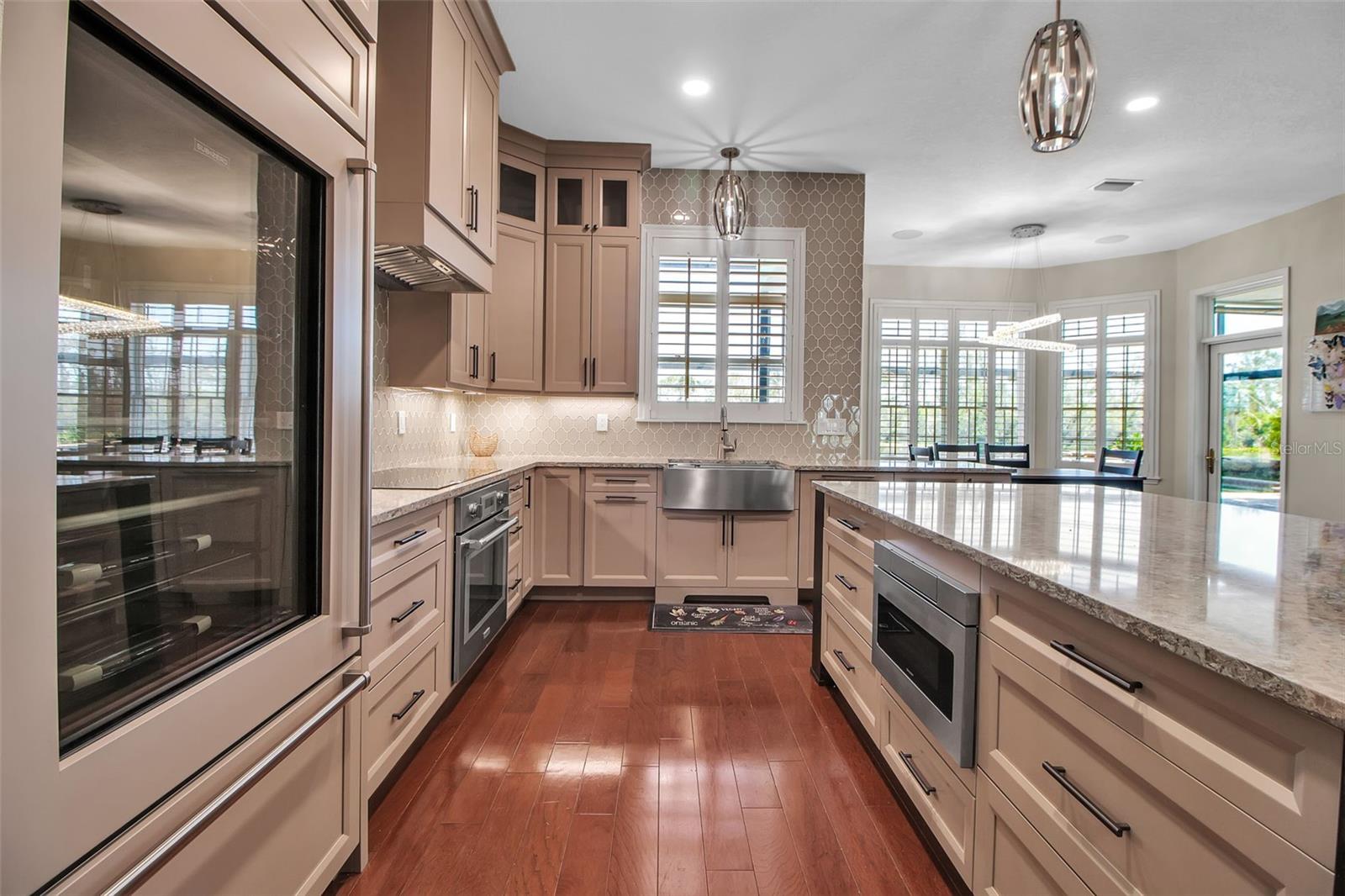 LOOP OF NORTHWEST BRADENTON - Residential