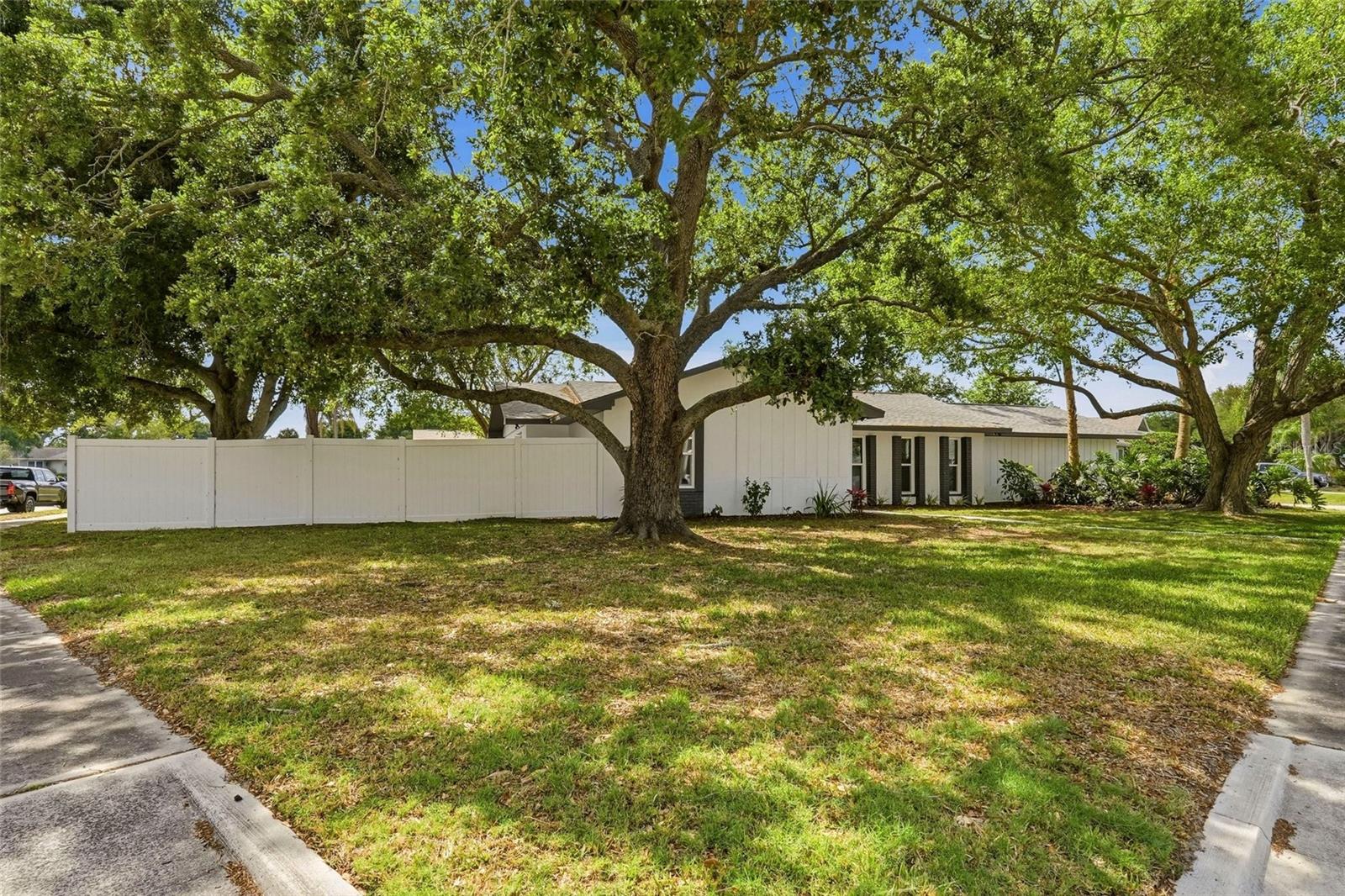 BARDMOOR GOLF VIEW SUB - Residential