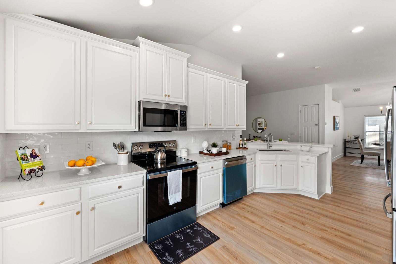 MOSS LANDING PH 3 - Residential