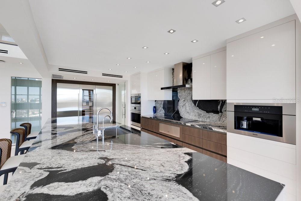 CONDOMINIO MIRADOR DEL PARQUE - Residential