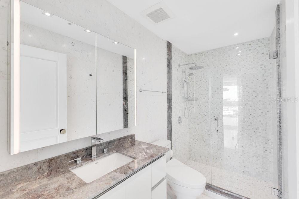 CONDOMINIO MIRADOR DEL PARQUE - Residential