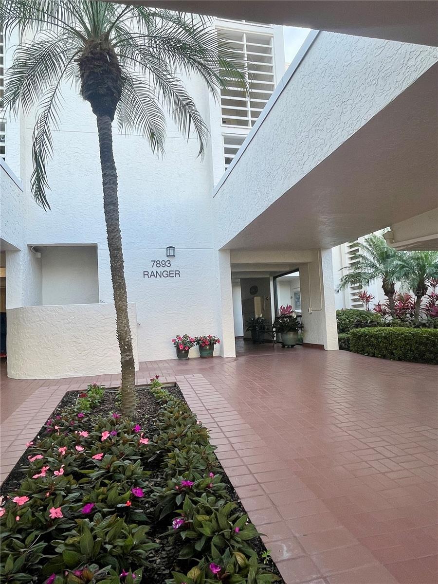 RANGER CONDO - Residential