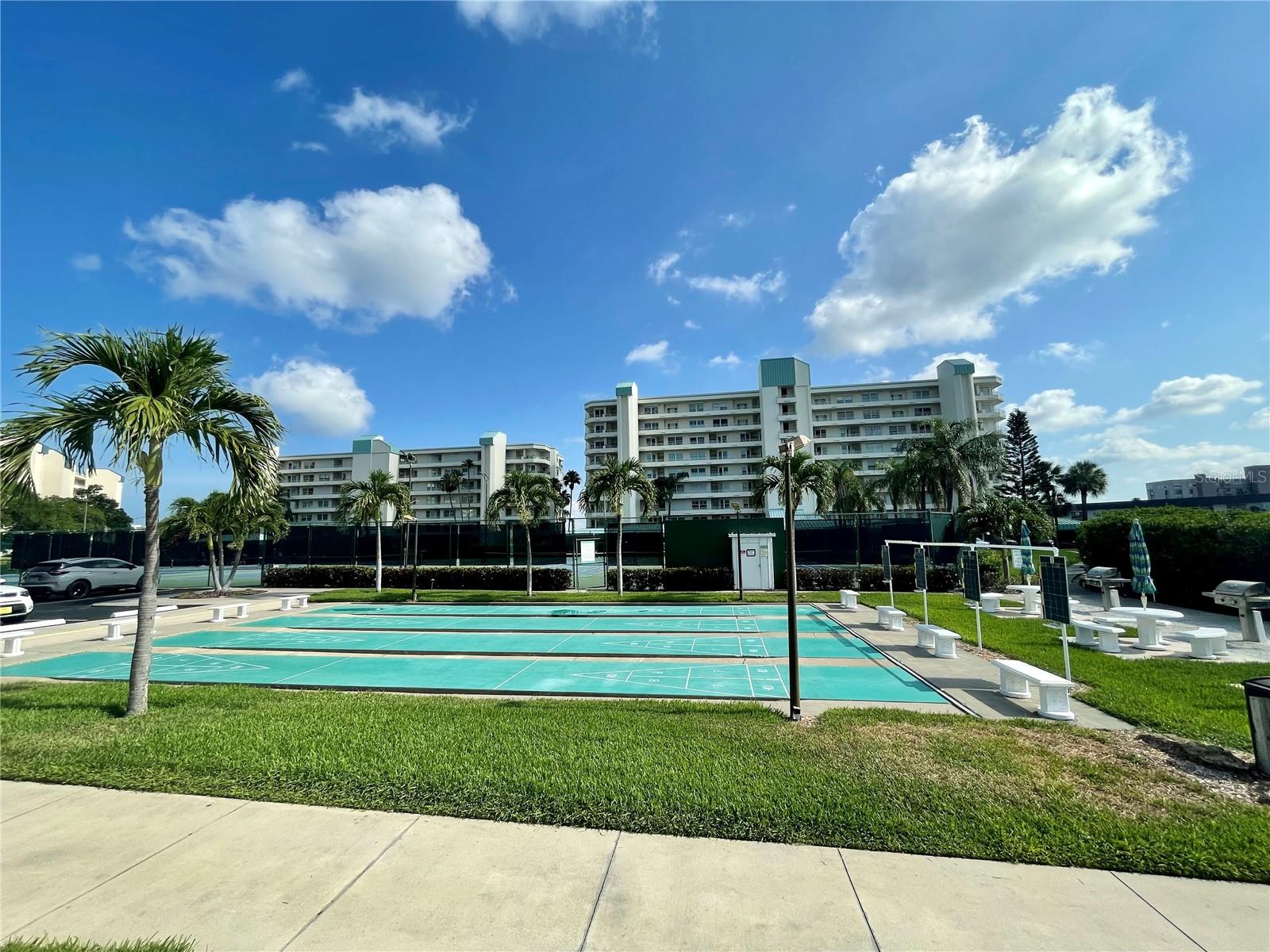 RANGER CONDO - Residential