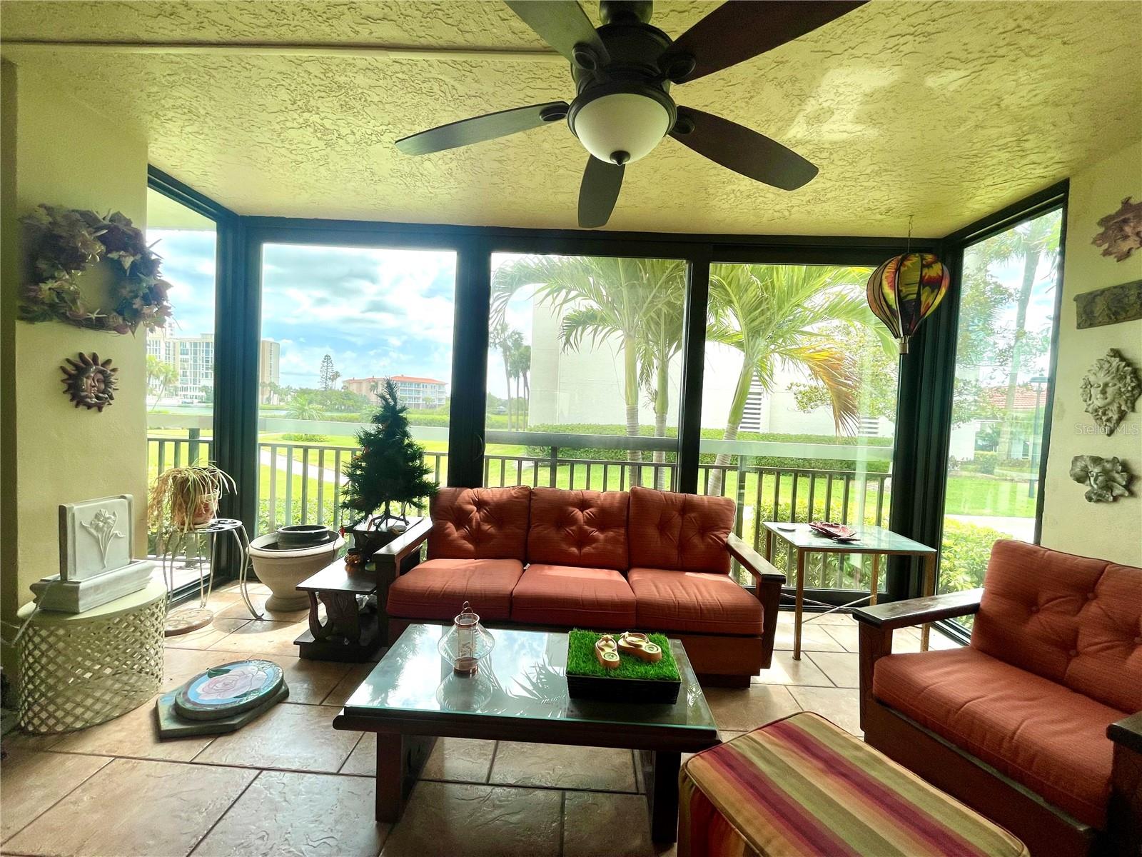 RANGER CONDO - Residential