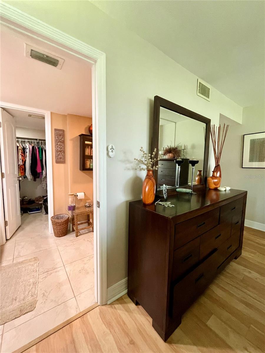 RANGER CONDO - Residential