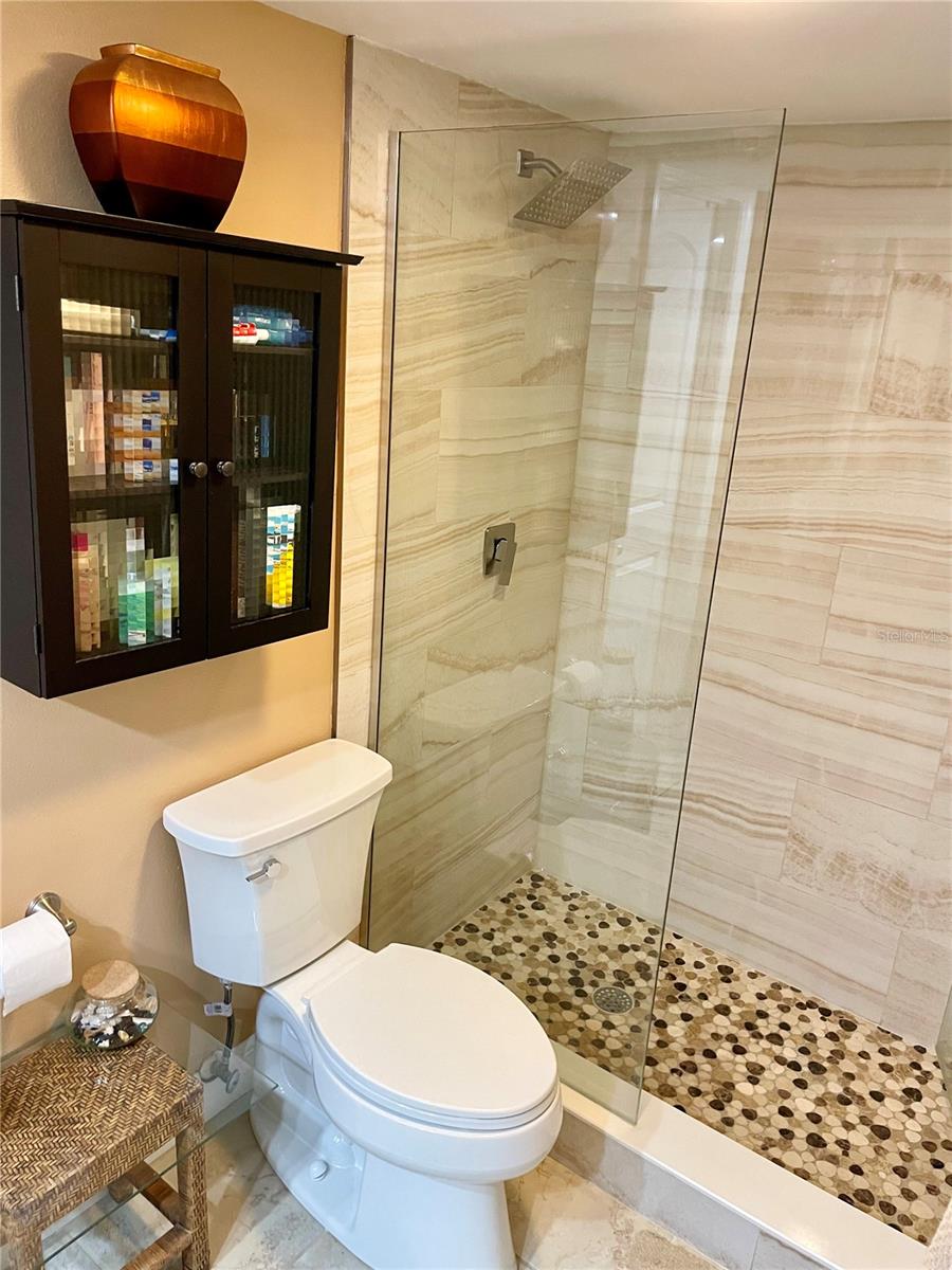 RANGER CONDO - Residential