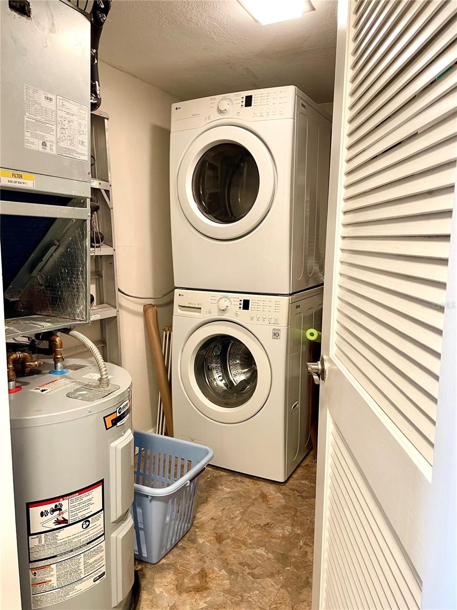 RANGER CONDO - Residential