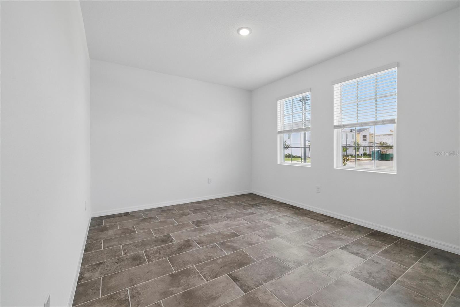 5960 VISION ROAD